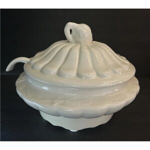 Vintage Soup Tureen California Pottery White Pumpkin Style Lid Ladle 1960s‎ EC